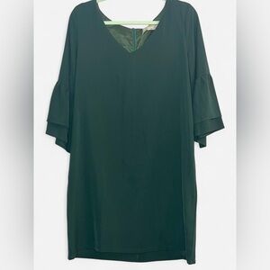 Green long sleeve dress